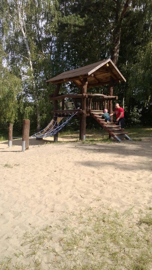 Ferienanlage "Am Sidowsee" Himmelpfort Exterior foto